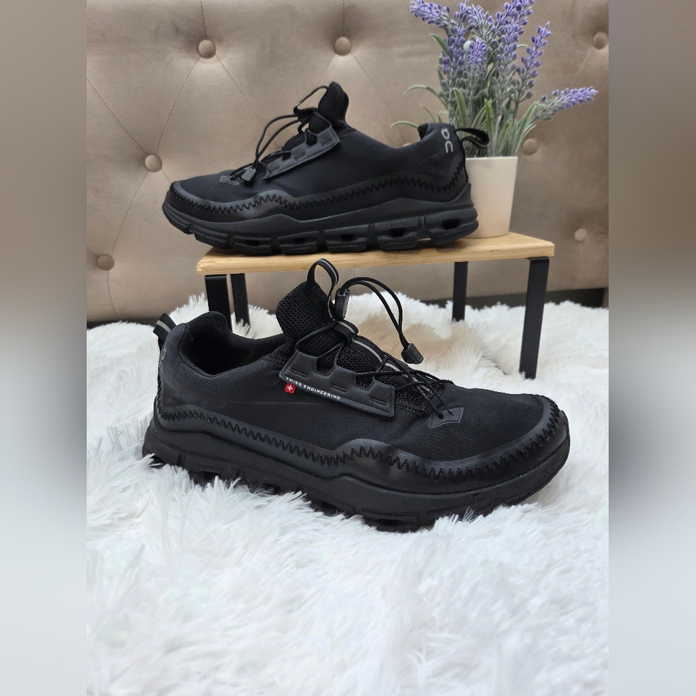 On Running Cloudswift 3 Black Sneakers Men's Size 10.5 Swiss Engineering